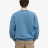 Ekologisk oversized-tröja med rund hals – blekt indigo