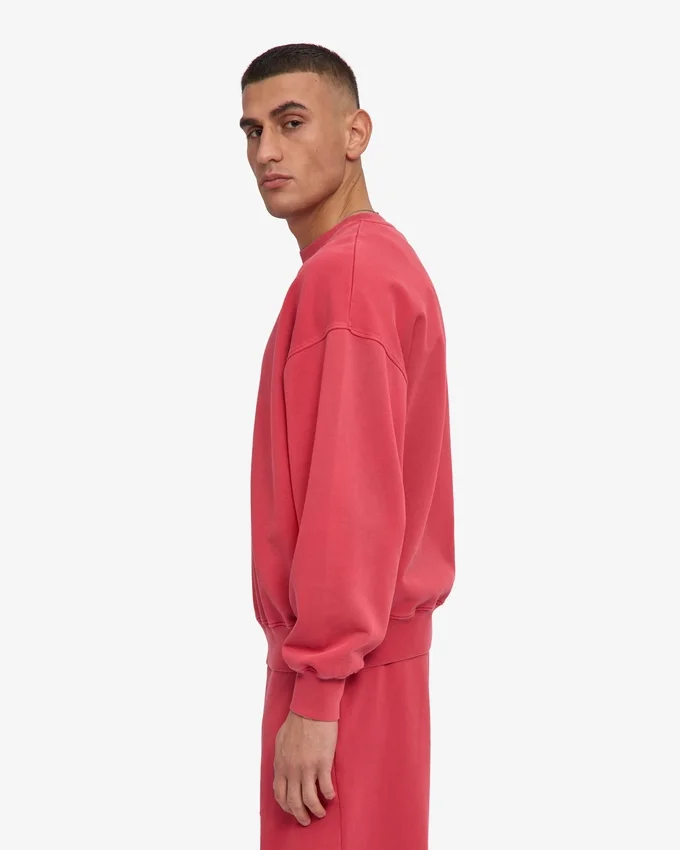 Ekologisk oversized-tröja med rund hals – blekt rött