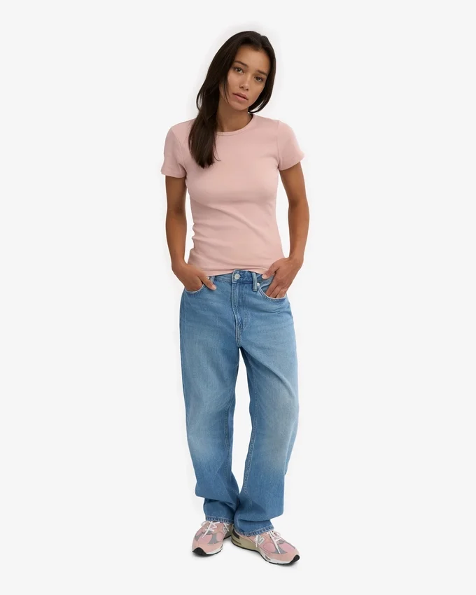 Ekologisk ribbad T-shirt – blekt rosa
