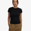 Ekologisk ribbad T-shirt – djupsvart