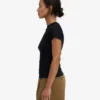 Ekologisk ribbad T-shirt – djupsvart