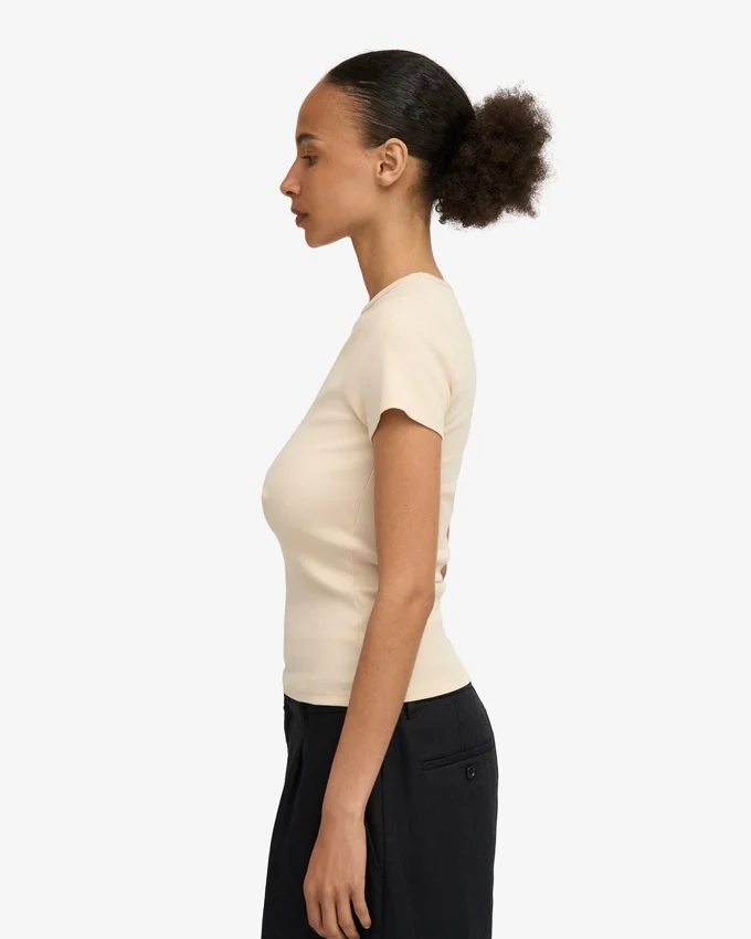 Ekologisk ribbad T-shirt – elfenbensvit