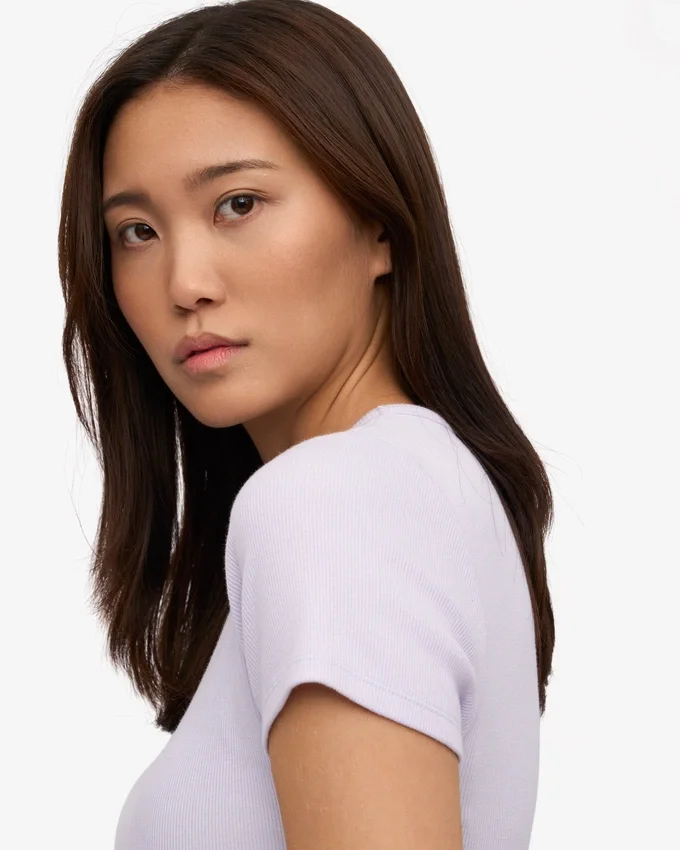 Ekologisk ribbad T-shirt – ljus lavendel
