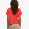 Ekologisk T-shirt med boxig, kort passform – röd mandarin