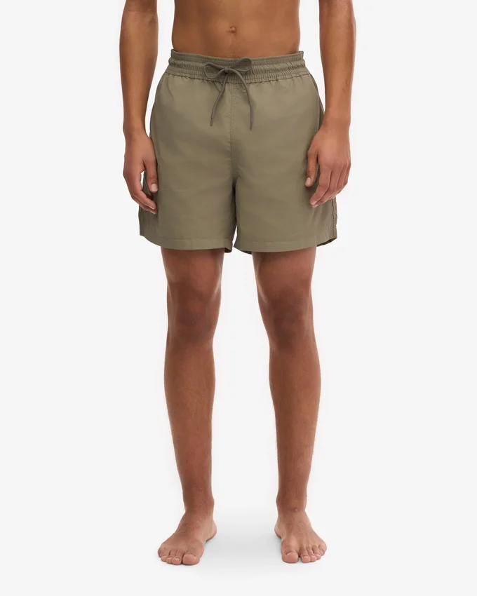 Klassiska badshorts – dammig olivgrön