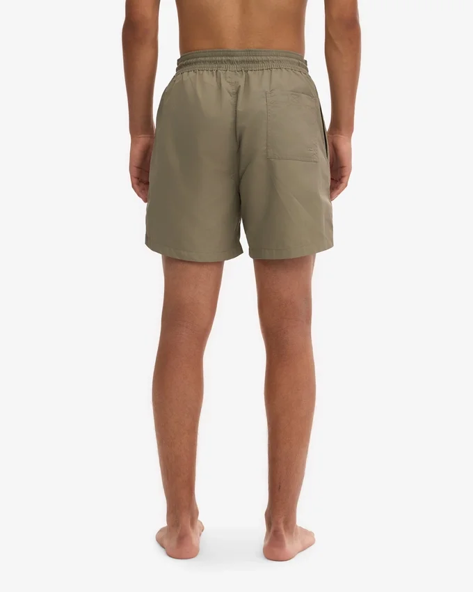 Klassiska badshorts – dammig olivgrön