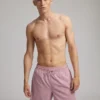 Klassiska badshorts – jaktgrön