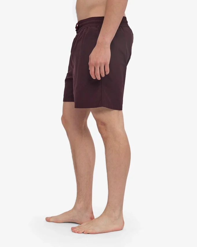Klassiska badshorts – oxblodsröd