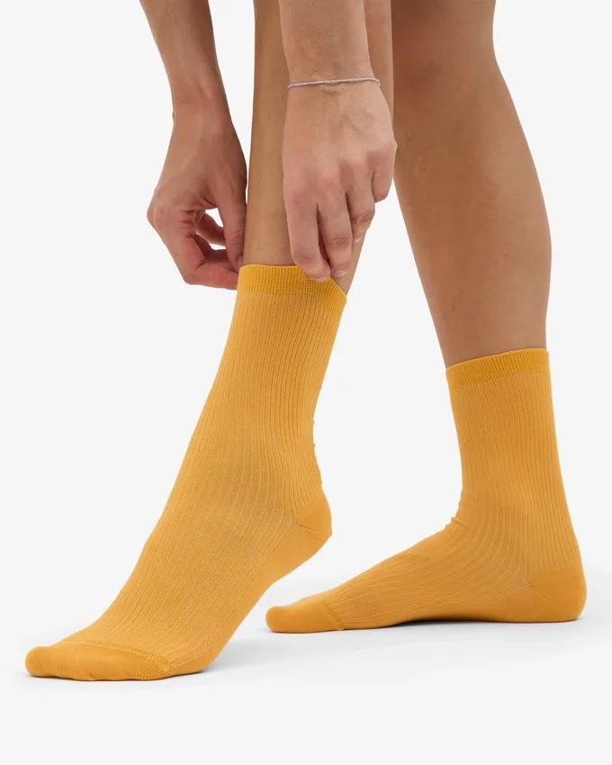 Klassiska Classic Organic damstrumpor – bränd gul