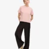 Kort, boxig T-shirt i ekologiskt tyg – blekt rosa
