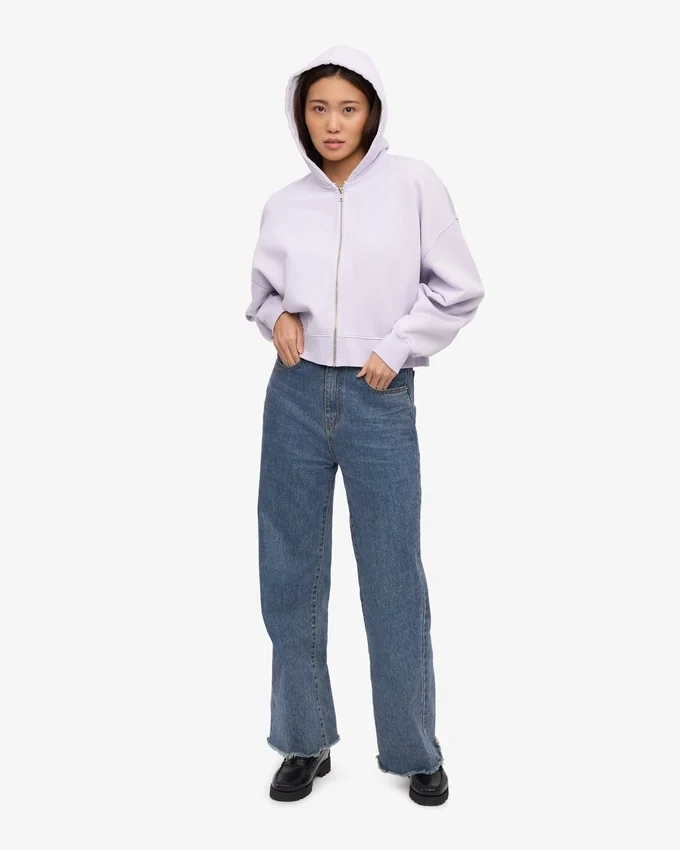 Kort hoodie i ekologiskt tyg med dragkedja – mjuk lavendel