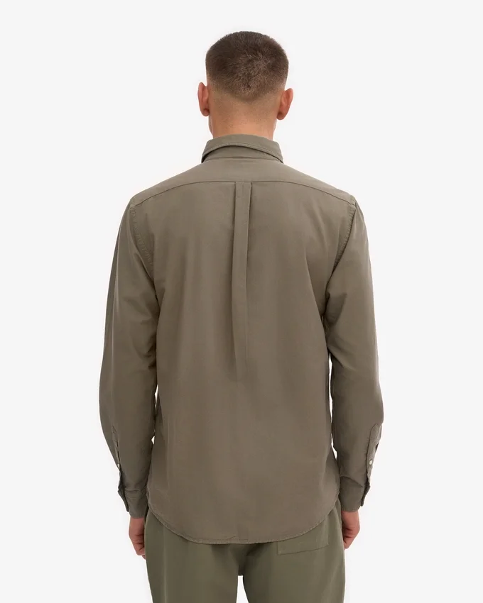 Organic Button Down skjorta med knappar – dammig olivgrön