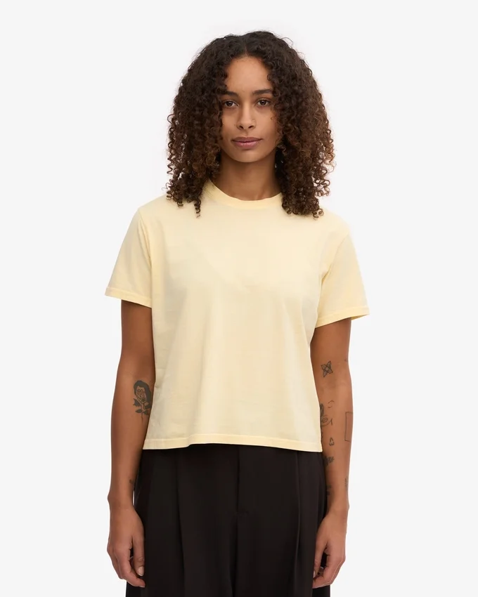 Organisk boxig kort T-shirt – mjukgul