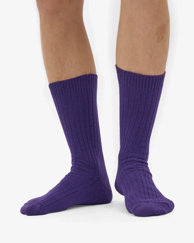 Strumpor i merinoullsblandning – ultraviolett
