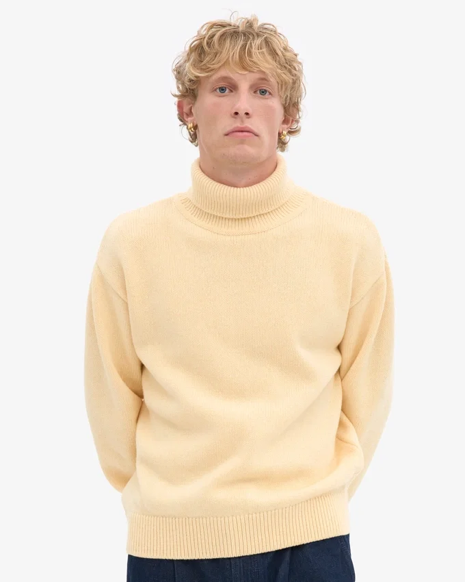 Turtleneck i merinoull – mjukgul