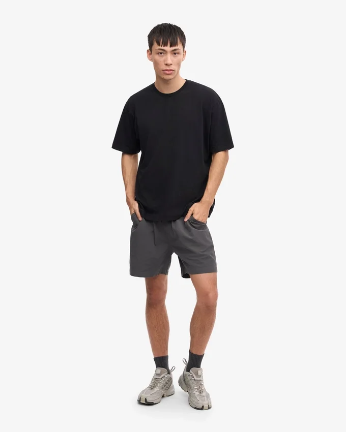 Överdimensionerad ekologisk T-shirt – djupsvart