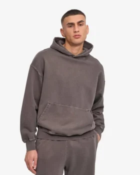 Överdimensionerad hoodie i ekologiskt tyg – blekt lergrå
