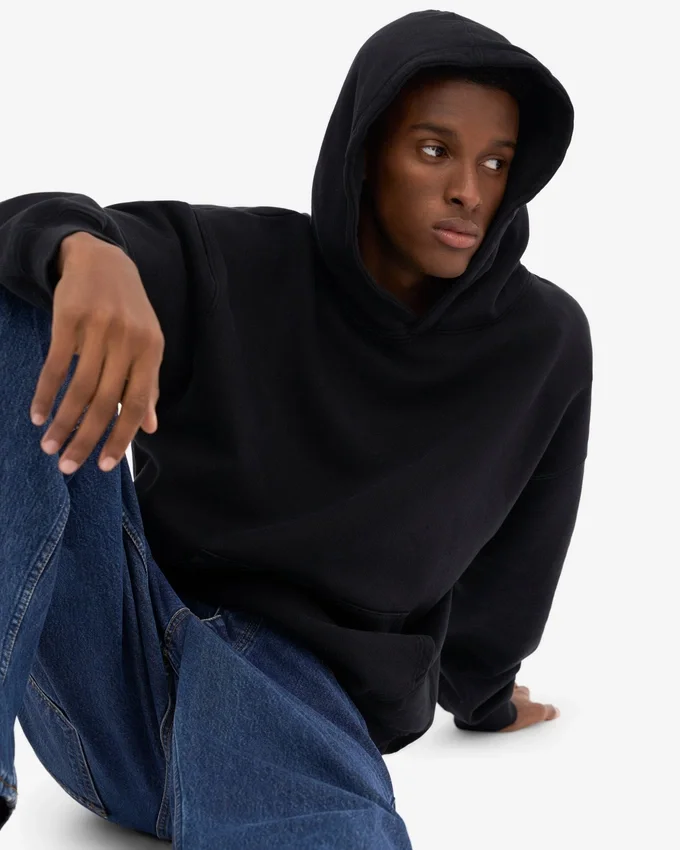 Överdimensionerad hoodie i ekologiskt tyg – djupsvart