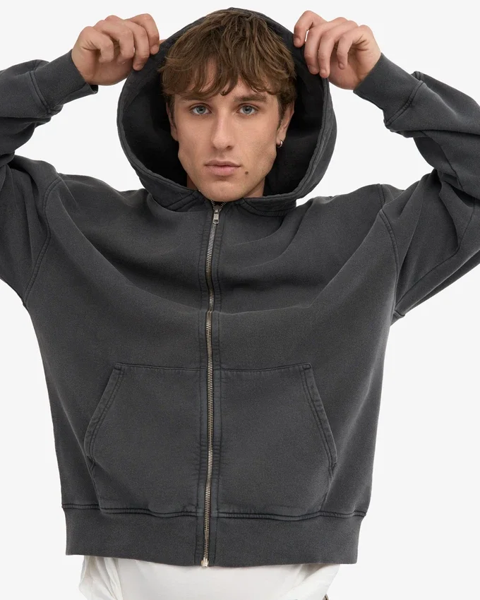 Överdimensionerad hoodie i ekologiskt tyg med dragkedja – blekt svart